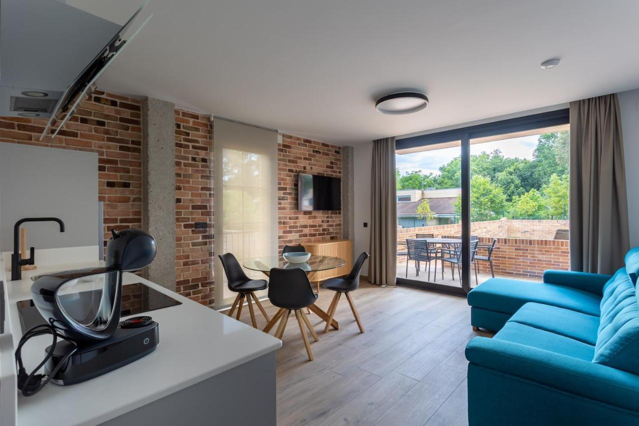 Alma Marina Apartamentos Сомо Екстер'єр фото